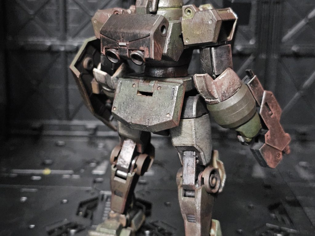 バックショット。ヴェザリングマーカーを少し筆につけてカサカサするといい感じに出来ました✨