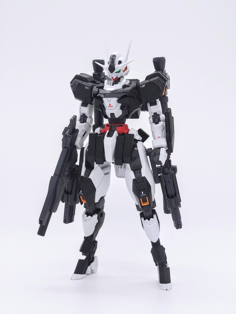 エアリアルと言いつつキャリバーンがメインとなっています。プロポーション改修をメインに、スラッとした印象になるようにしました。武装はレッドウォーリアを意識した構成になっています。