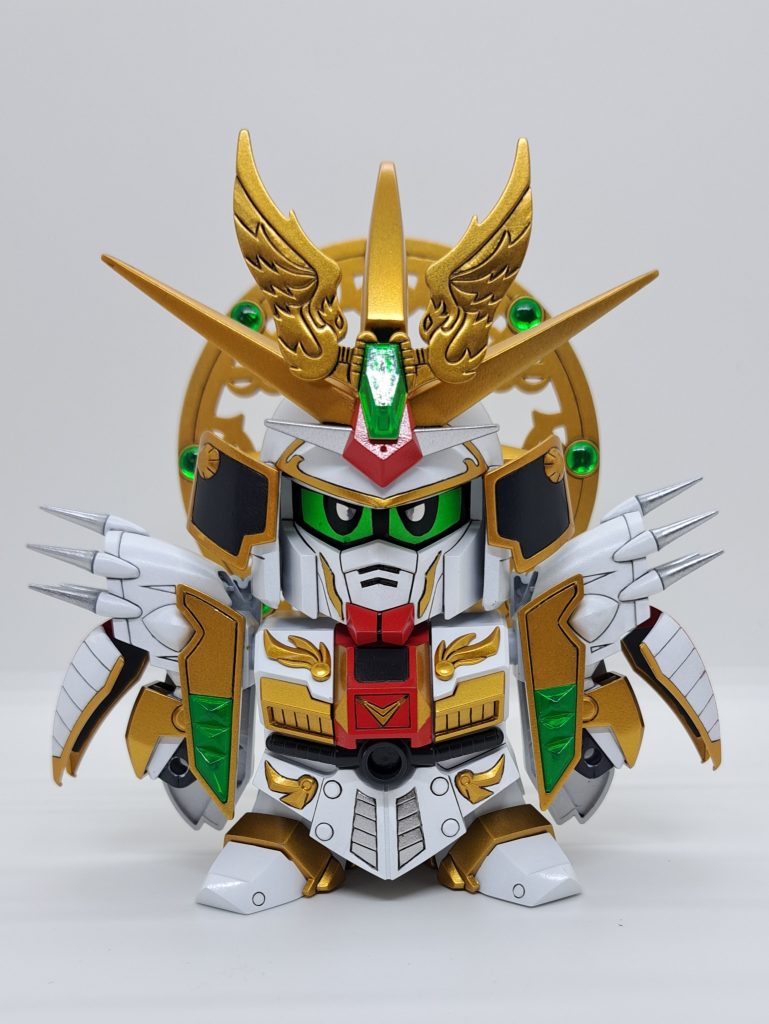 頬の金色がシールだったのでそこだけプラで作ってあとは全身のモールドを掘り直して塗装しただけです