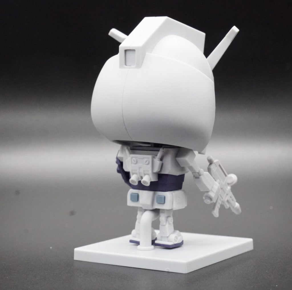 ガンダムベースのデカール貼れば、ガンダムベースカラーにも見えます(^_^;)