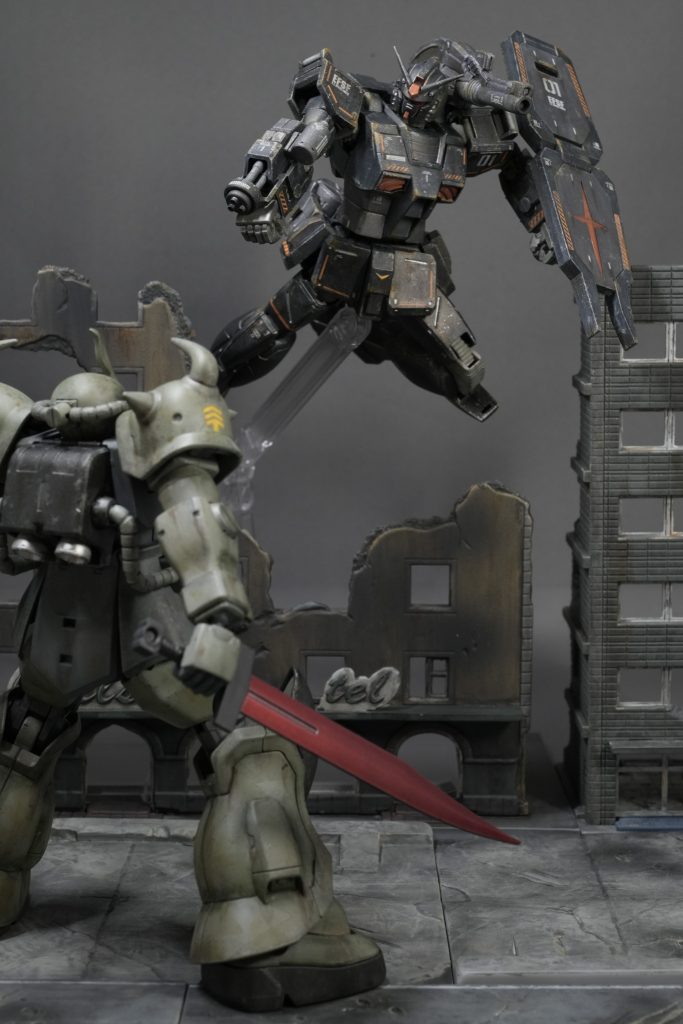 ビル影から奇襲をかけるぜガンダムFSD！！