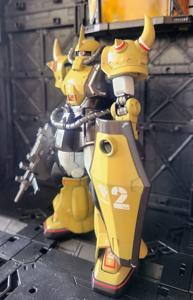 作業はほんの軽めにスジ彫りを足して、07Bとは違うデザインを活かしたいと思い、既存モールドを彫り直したりエッジを立てたりし、少し追加パーツを入れたりだけにしました。