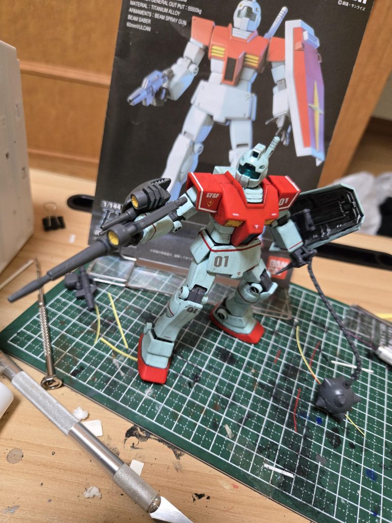 そのままじゃ弱そうなので武装追加？