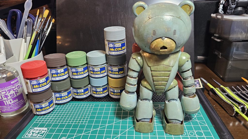 ウェザリング前の状態です。この後にラッカー溶剤で塗膜を泣かせ、チッピングとストレーキングをして、赤サビで終了しました。今までで一番楽しかったです!