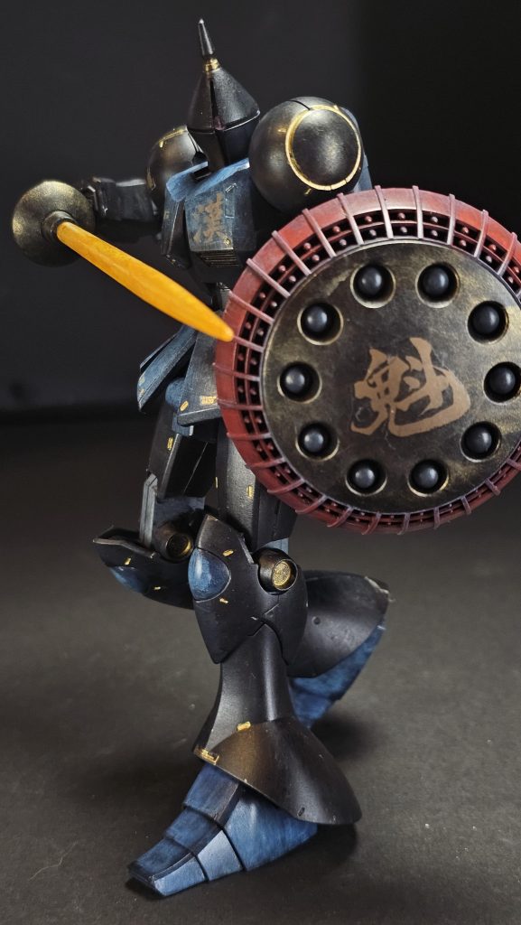 しかしこのギャンは可動域凄いです。