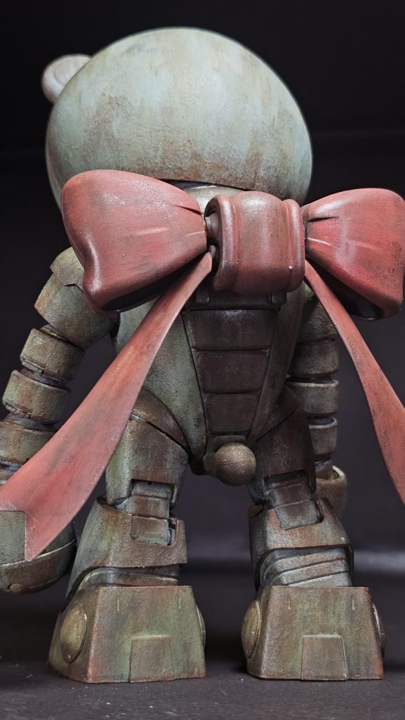 リボンはあえてウェザリングは抑えてます。