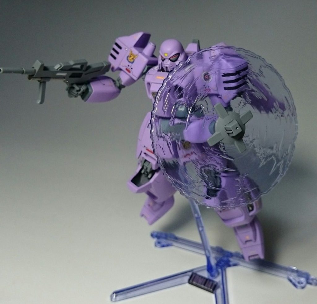 武器は、キットからビームライフル