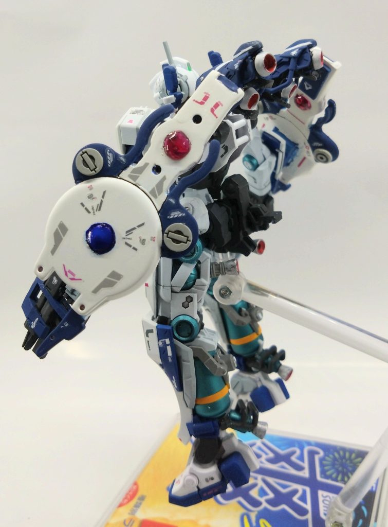 ビーム無し状態。この形状でピンと来た方、文房具マニアですね?