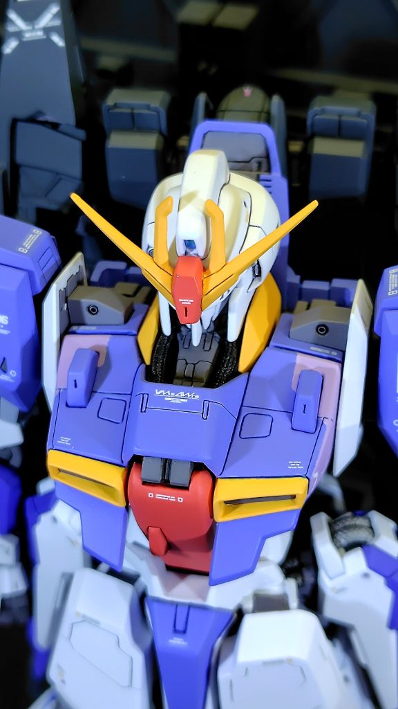 首元にメッシュホースを配置しました。肩のフレーム好きなんですよね〜