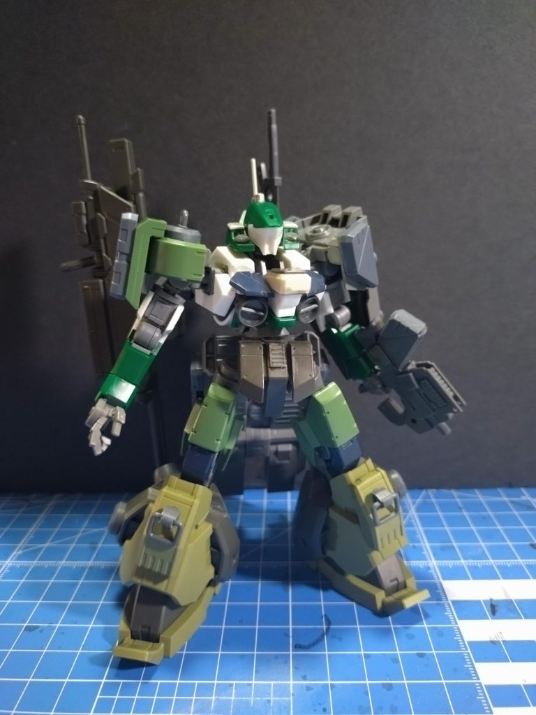 ・塗装前使用したキットはHGゲイレール、30MMレヴェルノヴァ等と各種オプションパーツです。