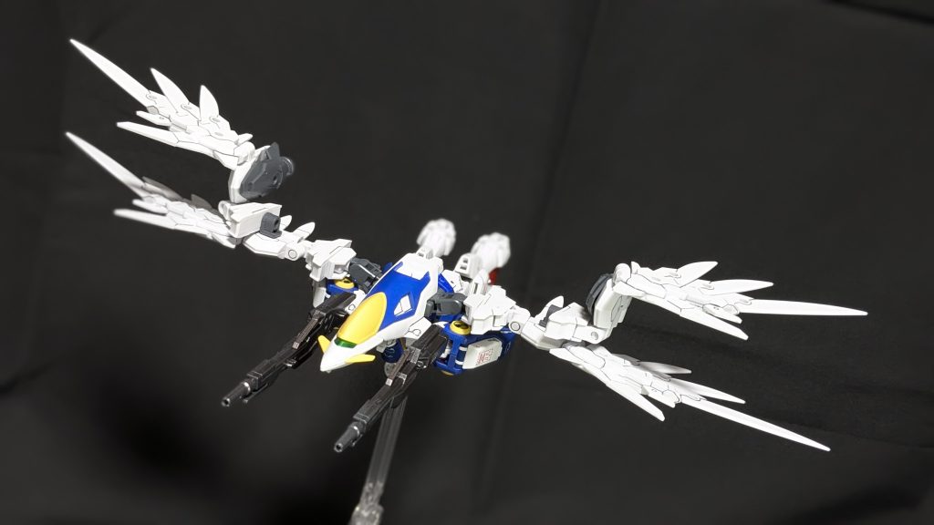 最後にネオバード形態です(๑•̀ㅂ•́)و✧バックパックはそのままでジョイントパーツだけ30mmから持ってきているので、可変状態もしっかり再現できるようにしています✧(>o<)ノ✧