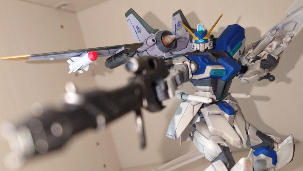 連合のﾃﾞｶｰﾙ、10枚使いました　ウインダムは可動も良いので、ポージングしがいがありますね