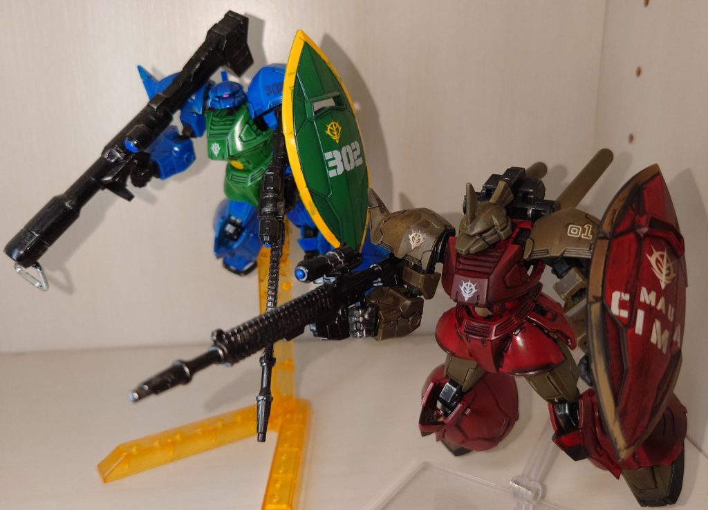 まさかガトー専用ゲルググとシーマ・ガラハウのゲルググを並べる日がくるとは…こんなに嬉しいことはない! シーマ&ガトー「ガンダムパイロットの台詞は縁起が悪い!」 お二人から叱責されてしまいました 最後まで御覧頂き、ありがとうございました