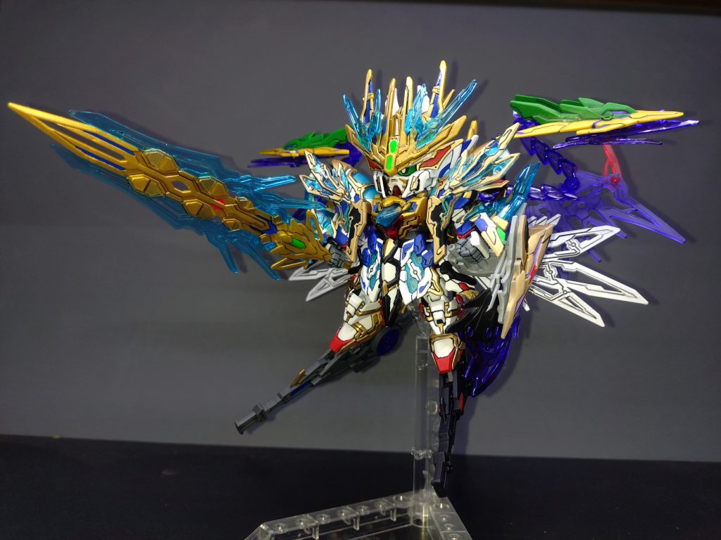 天覇曹操ウイングガンダム。6体分合体形態。