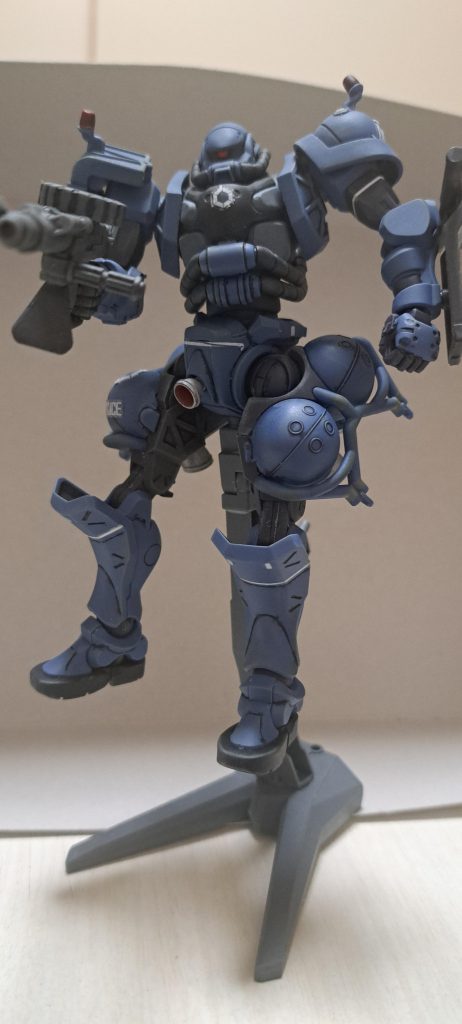 腕、スネ、腰の白いラインは持ってた水転写。あと付属デカール少し。