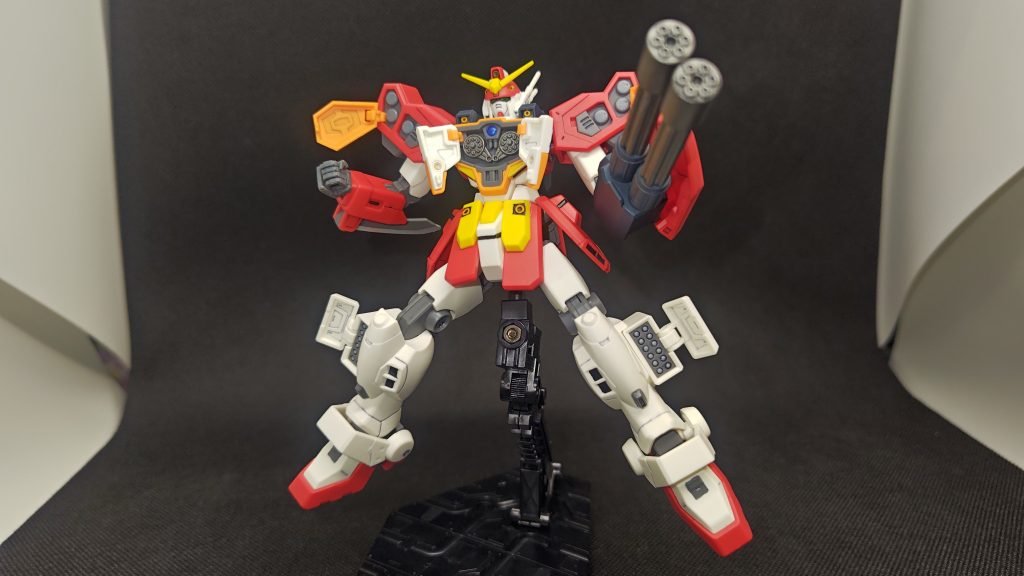 ヘビーアームズと言えばやはりコレ、十八番のフルオープンアタック。