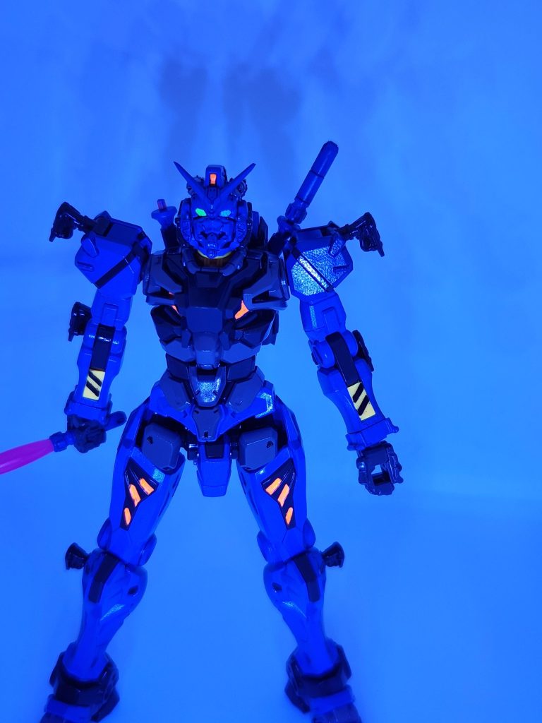 目が大きめだからオッドアイが映えますねー