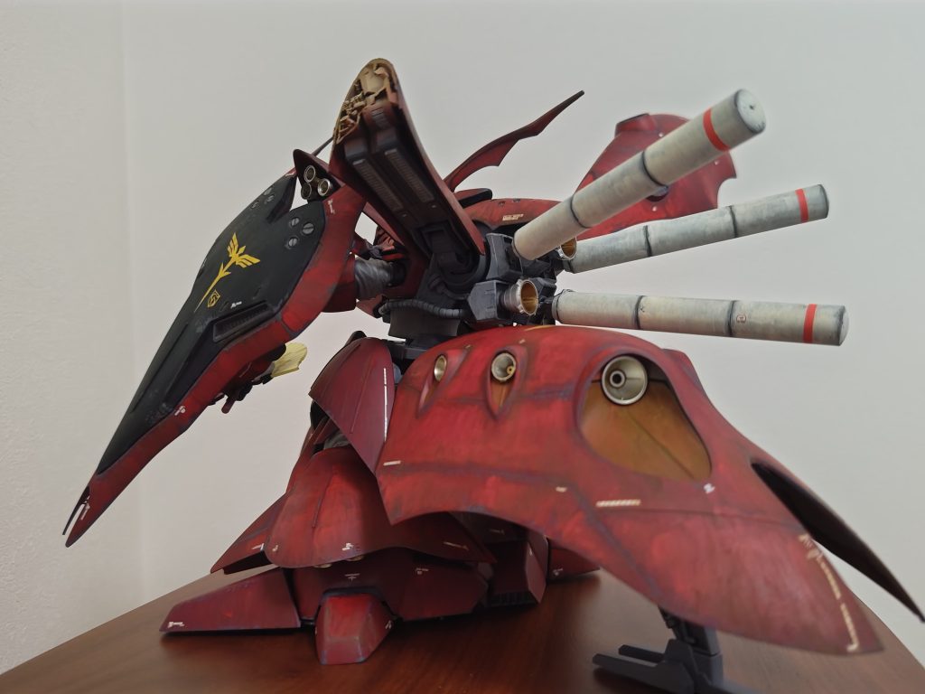 ちょいとだけスジボリ追加