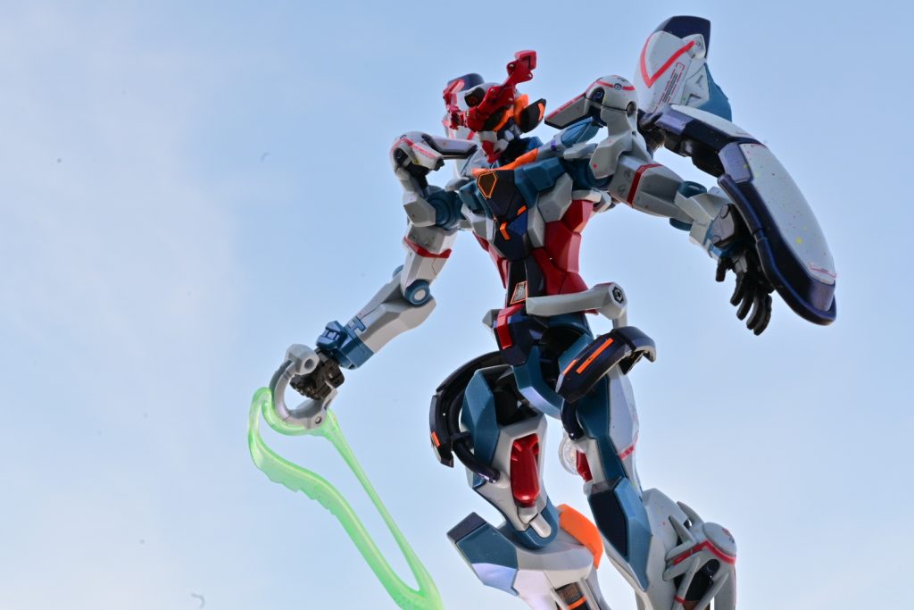 画面下にライトを仕込んでいるので、少し下から照らされる感じ。