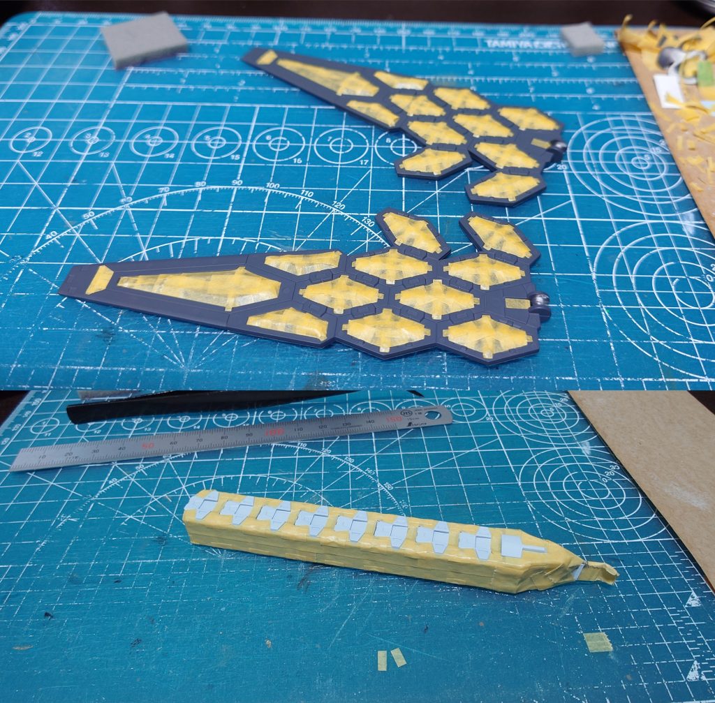 パーツの色分けはほとんどないので、頑張ってマスキングして塗装。なかなか大変でした。