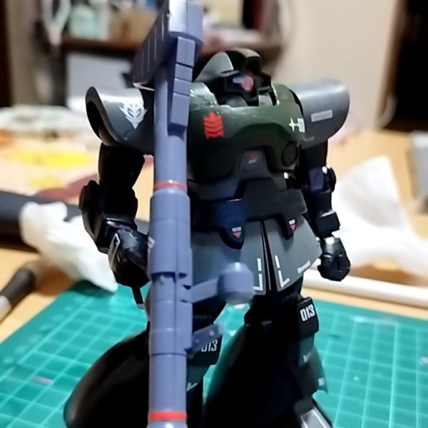 イズ専用機ドム