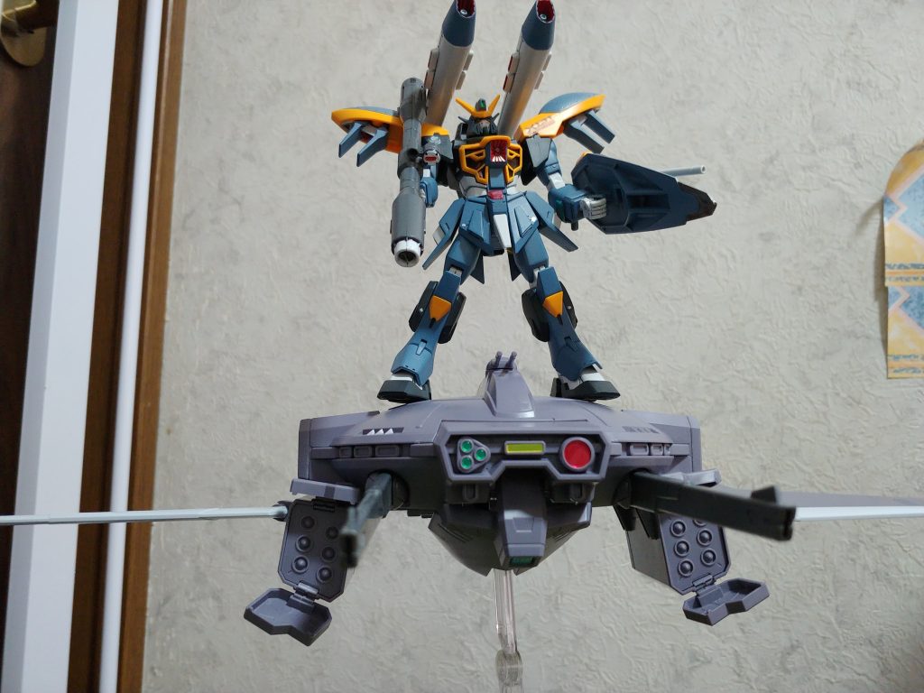 重爆撃機にもなるじゃん  キャバリアー無双出来るじゃん