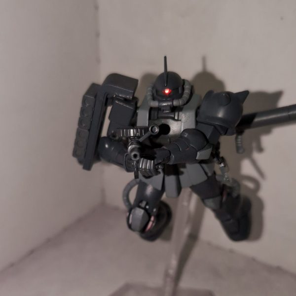 積み供養、ウォルフガング少佐専用ザクⅡ(徹夜クオリティ)