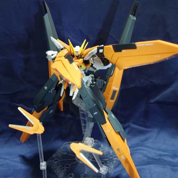 GridArt_20250521_2205088862-