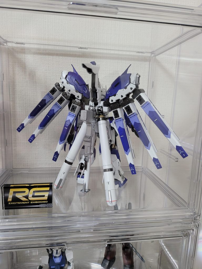 ハイニュー作ったら次はナイチンゲールかな?と思いメルカリでhgを購入したら、まさかのreナイチンゲールが届きました。せっかくだから全塗装してやろうと思い絶賛製作中です。ただ大きすぎて置場がない