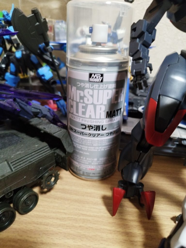 初めてスプレーつや消しをつかいました。友達からオススメを聞いてかいました〜