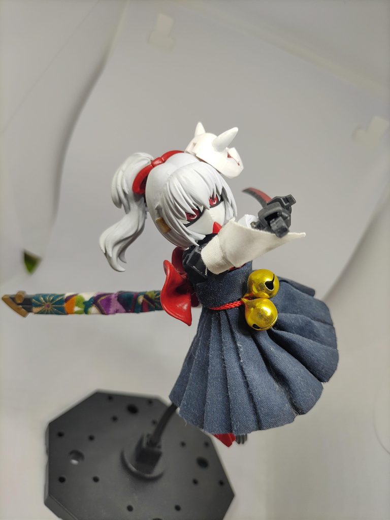 黒血羅刹!!!! 少女のその一振りで辺りは血の海に染まった。