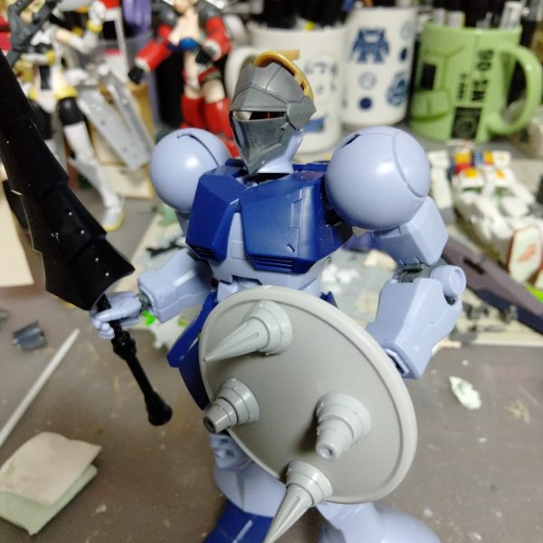 最近30MLシリーズばかり作っていてガンプラ久しぶりに作ります素体だけ置いてたギャンを騎士風に改造予定今週末、軽キャノンとエグザべ君ギャンが発売されますが、1つしか選べないとなれば軽キャノン選ぶので代わりのギャンを作ろうと思った次第です