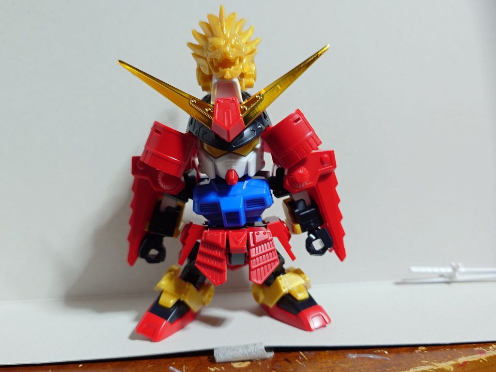 とりあえず仮組状態この時点で大体のプロポーションは決まりました