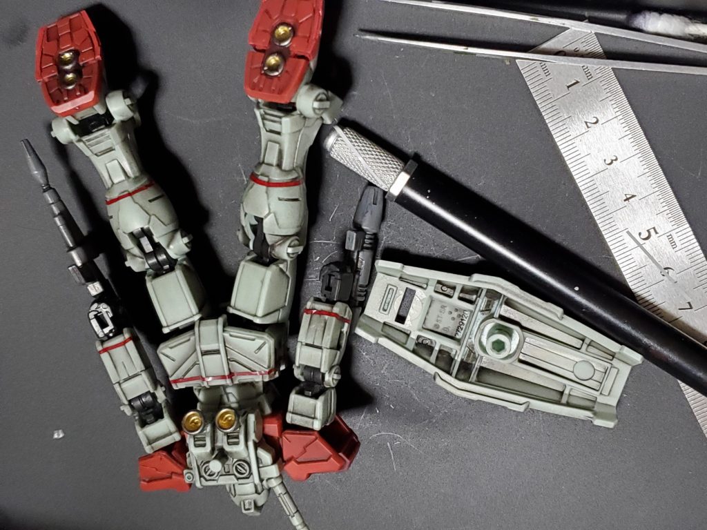 つや消し吹いたらリアルタッチマーカー&スポンジ仕上げ