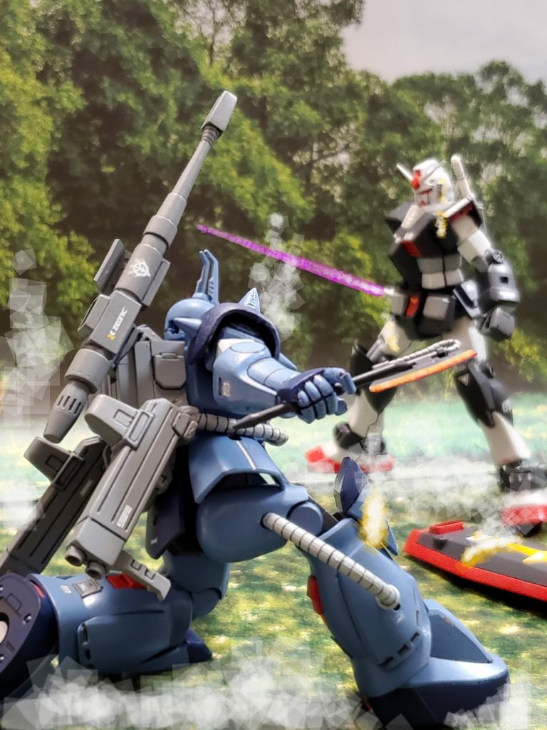 経験値とパイロット技術で対抗し互角の戦闘を繰り広げるイアン中尉🎶しかし、激しい近接戦闘でダメージを負い体力の限界も近づき、このままでは敗北すると苦笑いするイアン中尉…😅💦