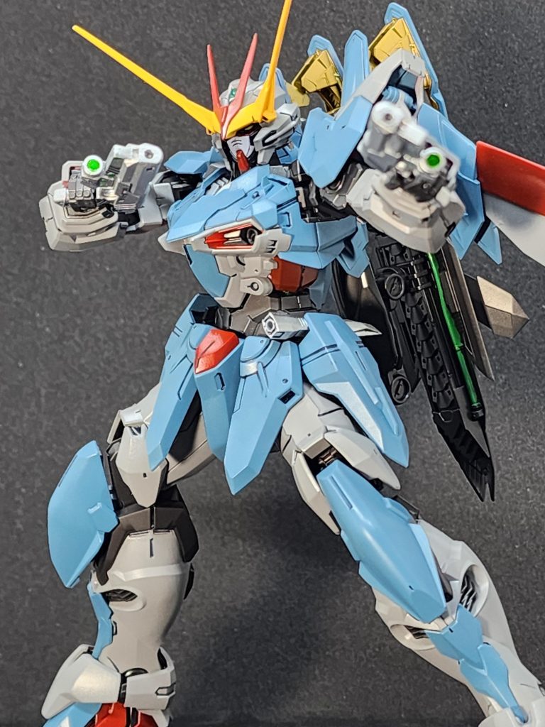 書いてて思い付きましたが、声優繋がりでガトー専用機体カラーにしても面白かったかもしれませぬ…もはやテスタメントは手に入りませんから叶わぬ発想です(笑) 顔はかっこよくできてるのでそこだけはスコです。