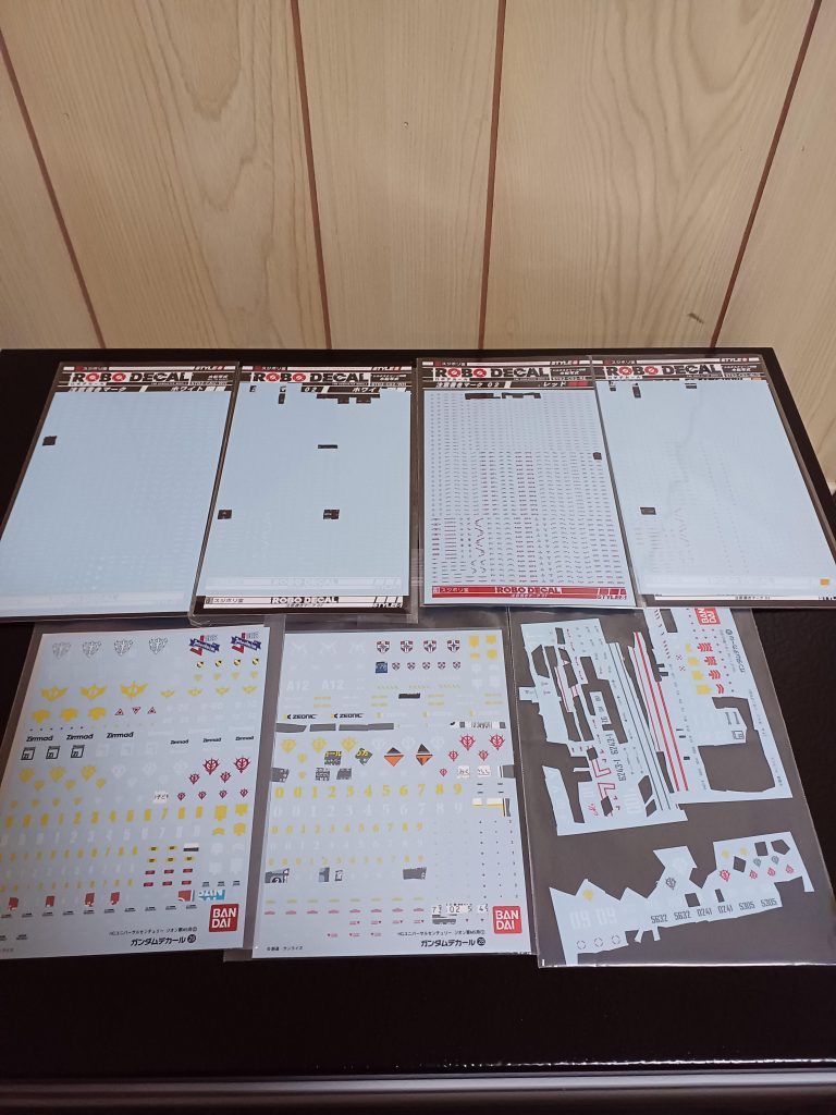 デカールです(zaku-kao5)