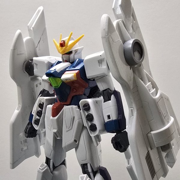元ネタは懐かしのカードダス「ガンダムコンバット」より数あるGXバリエーションの1つです。海中仕様の追加パーツはプラ材メインのスクラッチ、後ろ姿GXの面影が薄くなっちゃってますね(泣)    （1枚目）