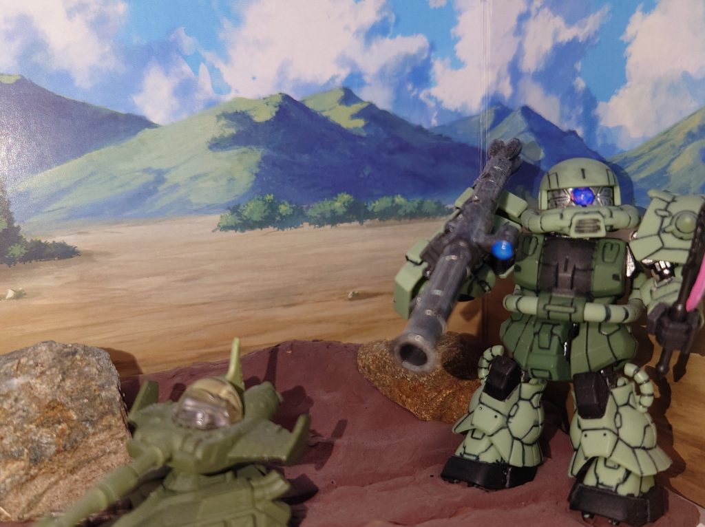 ザクⅡとマゼラアタック