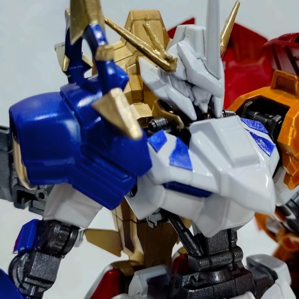 オメガ（モン）ガンダム