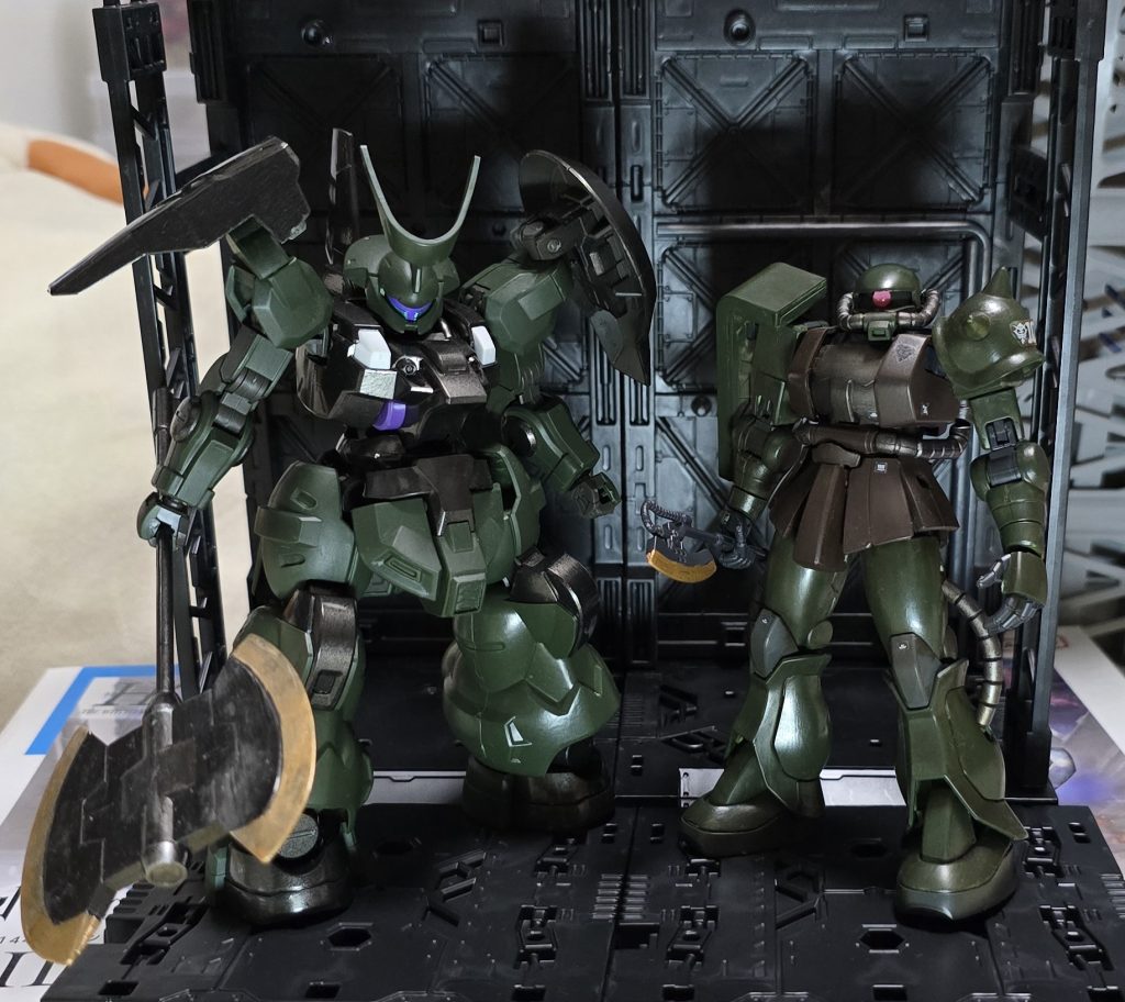 ディ「ザクくん、君のアクスはちっちゃいね」ザク「お…オルテガさん並みですね」