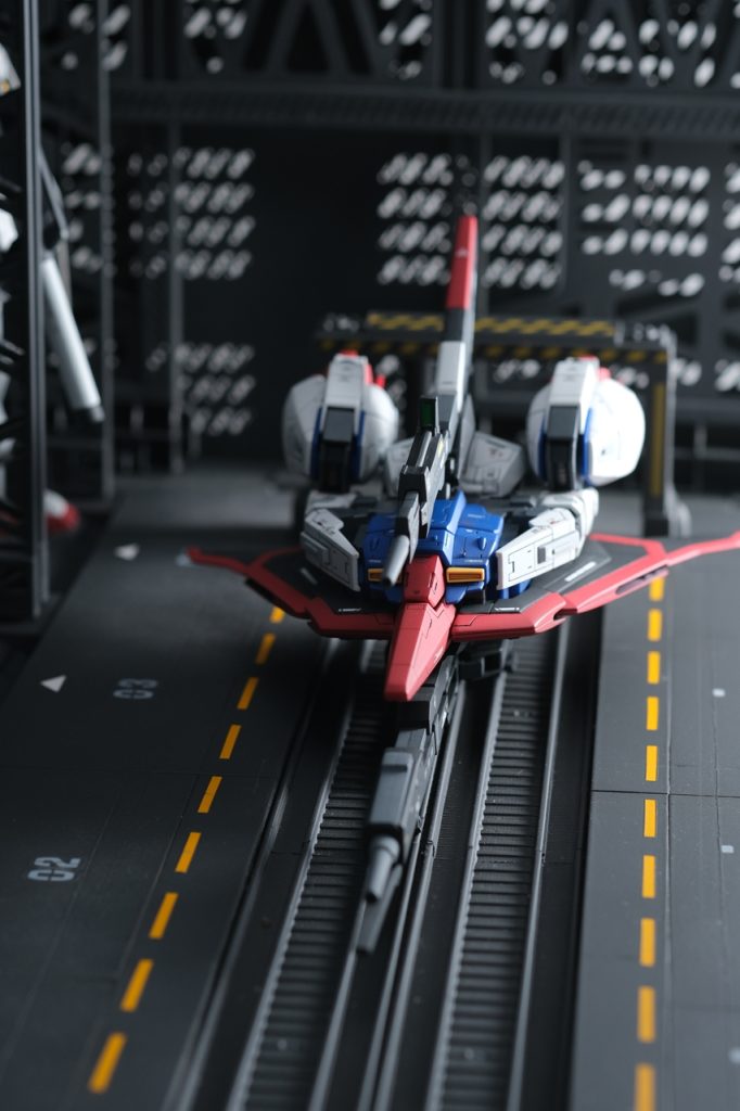 【発進スタンバイ】以前作ったジオラマベースです。奥にはmarkⅡもいます。