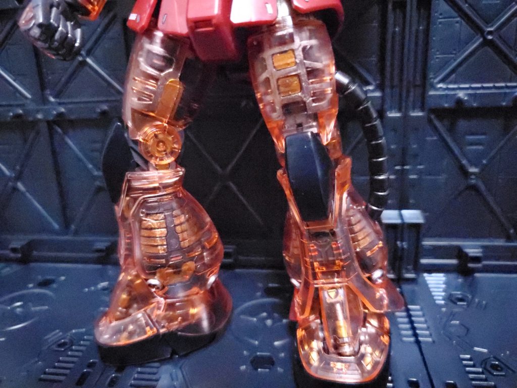 クリアパーツからガッツリ透ける内部フレームがかっこいい。