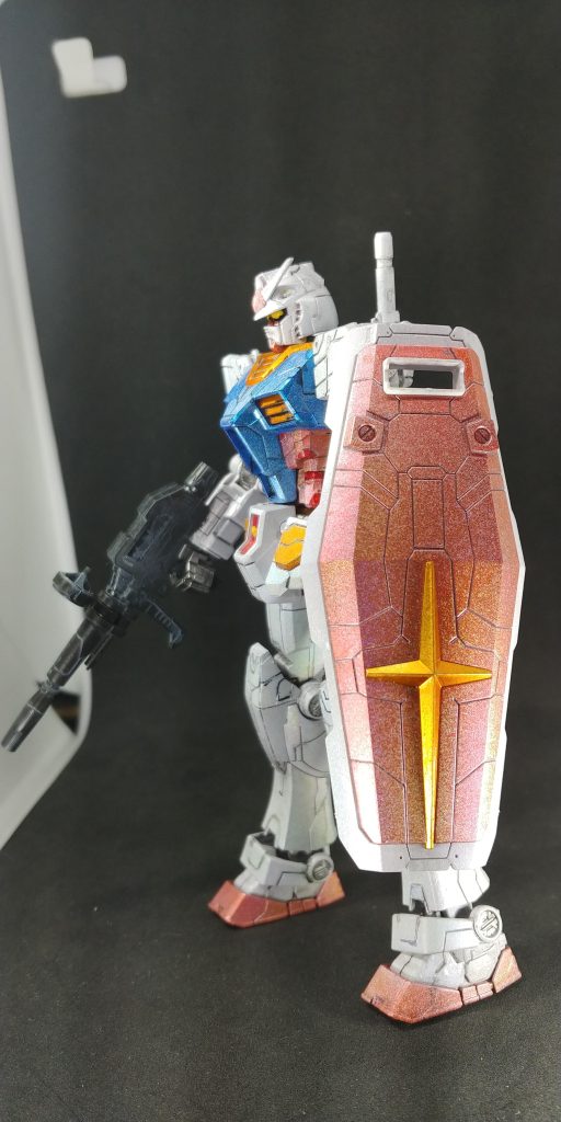 84　EG　ガンダム–3枚目/制作者：ie．