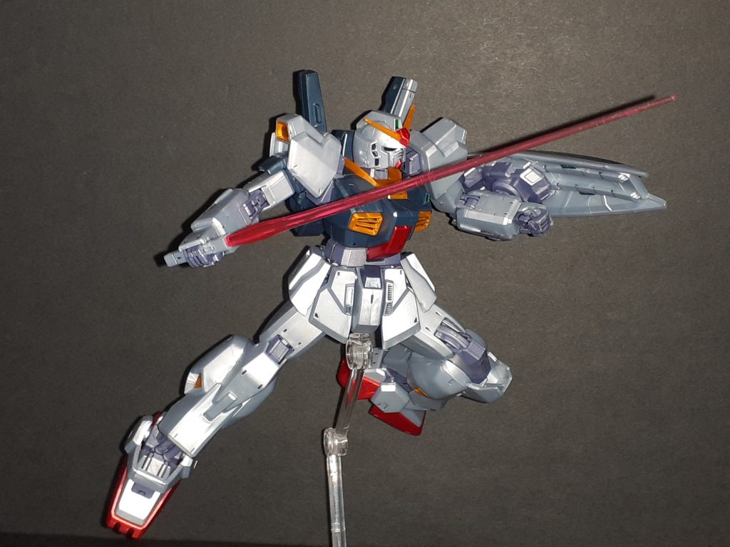 Gディフェンサーはプレ値でしか売ってないからスーパーガンダムにはいつなれるのか不明。