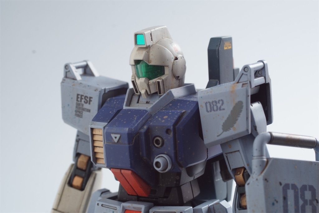 ジム頭の形状もとてもいいです。プレバンのパラシュートパックについてきたものですが、陸ジムと同じですよね???