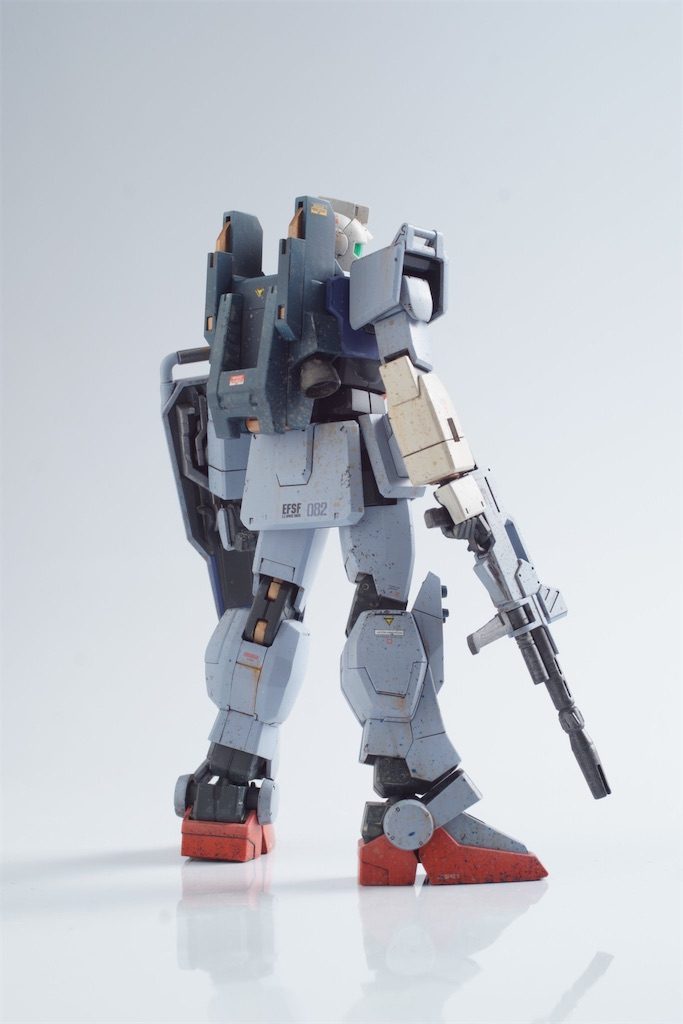 ウェポンボックスは背負っていないので、組み立ててません。腕のモナカは面倒でしたね(^-^;ピッタリくっつかなくて。詳しくは作成記を。