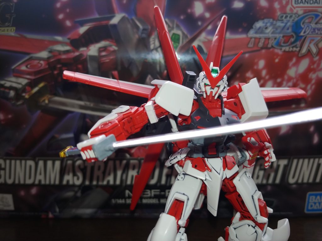 まぁビーム剣より日本刀が鉄板ですよね