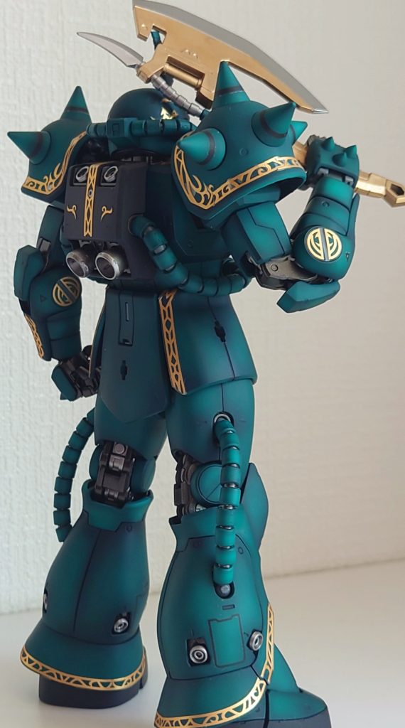 エングレービングシールはパキパキしていて曲面になじませるのが難しかったです。難しかったというか上手くできてないし💧