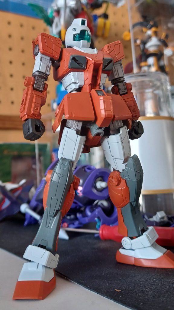 なんとあのジムがスタイリッシュに!?まるでGM/GMみたい!それもこれも万博ガンダムのおかげ。1000円程で買えるなんて素晴らしいキットです✨